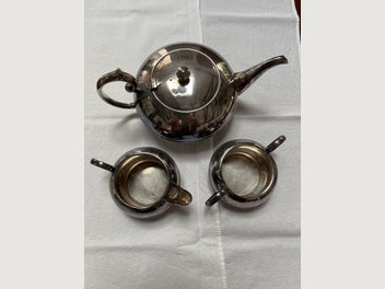 Image 1 of 4