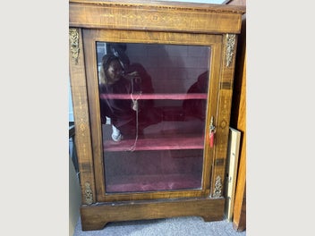 Image 1 of 1