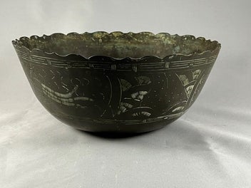 Image 1 of 7