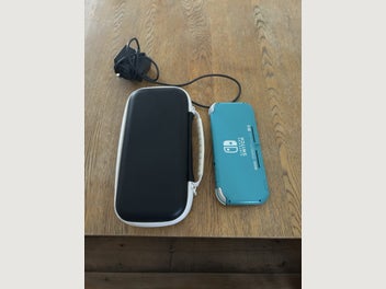 Image 1 of 4