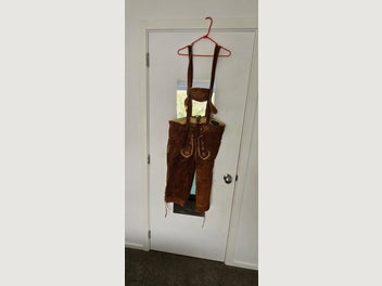 Image 1 of 7