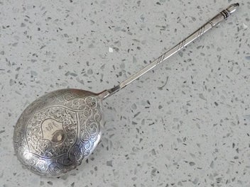 Image 1 of 6