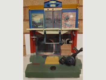 Image 1 of 5
