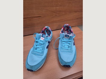 Image 1 of 5