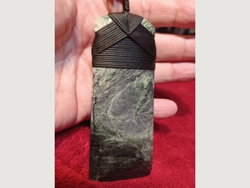 Image 1 of 7