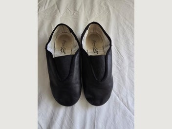 Image 1 of 3