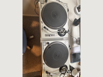 Image 1 of 2