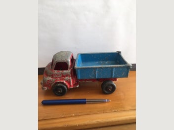 Image 1 of 6
