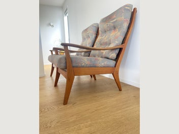 Image 1 of 7