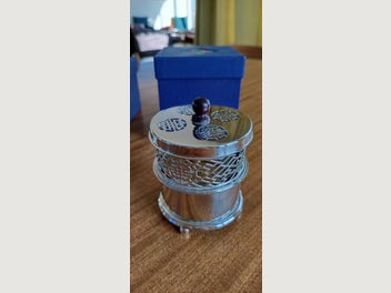 Image 1 of 2