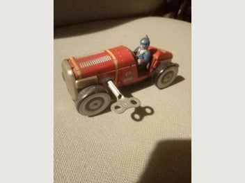 Image 1 of 7