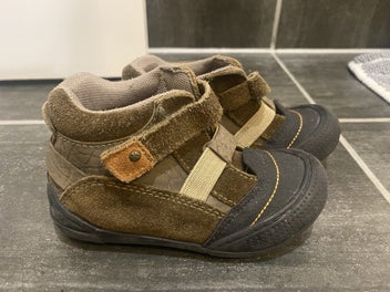 Image 1 of 4