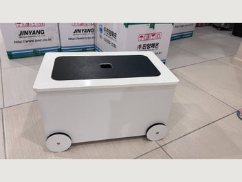 Image 1 of 2