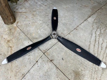 Image 1 of 7