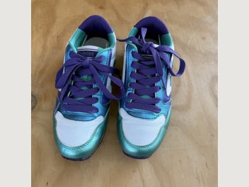 Image 1 of 6
