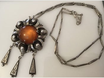 Image 1 of 20