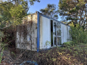 Image 1 of 3