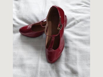 Image 1 of 5