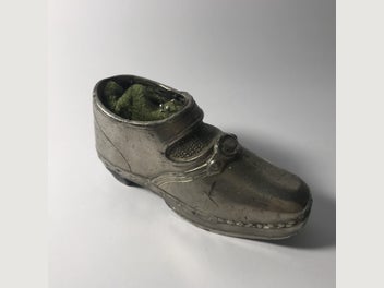 Image 1 of 4