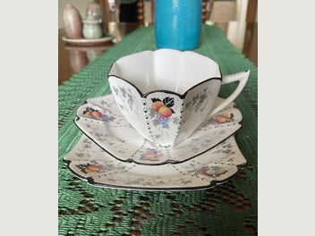 Image 1 of 6