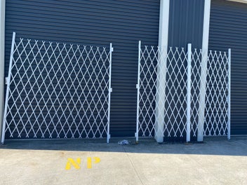 Image 1 of 5
