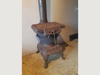 Image 1 of 7