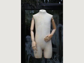 Image 1 of 8