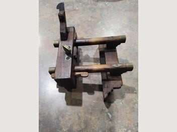 Image 1 of 7