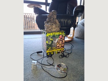 Image 1 of 1