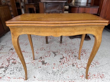 Image 1 of 20