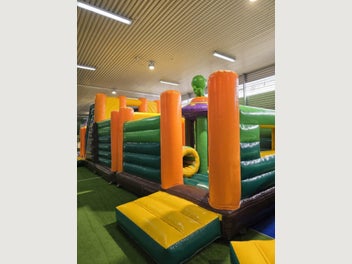 Image 1 of 6