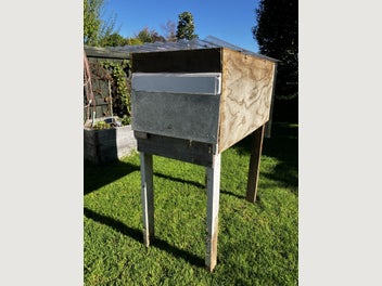 Image 1 of 3