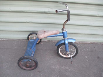 Image 1 of 8