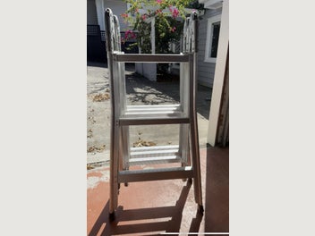 Image 1 of 4
