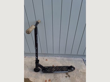 Image 1 of 4