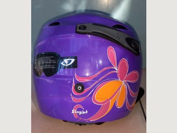 Image 1 of 5