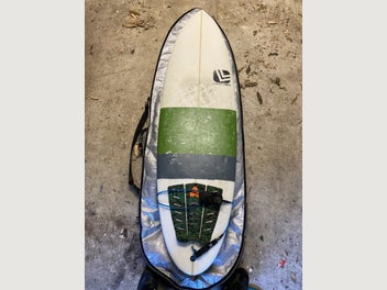 Image 1 of 6