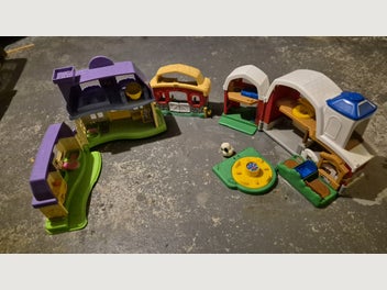Image 1 of 4