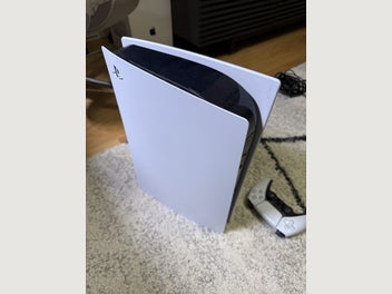 Image 1 of 7