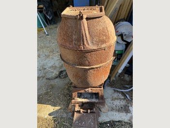 Image 1 of 8