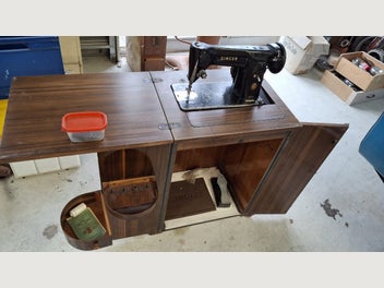 Image 1 of 7