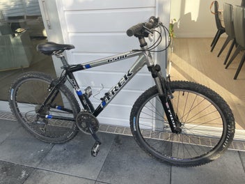 Image 1 of 6