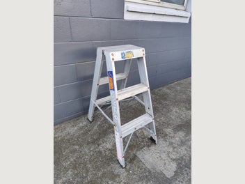 Image 1 of 7