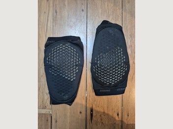 Image 1 of 4