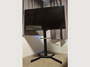 Image 1 of 6