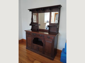 Image 1 of 7