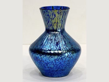 Image 1 of 7