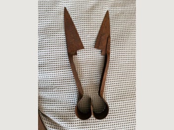 Image 1 of 4