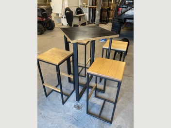 Image 1 of 3