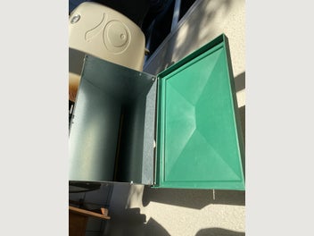 Image 1 of 6